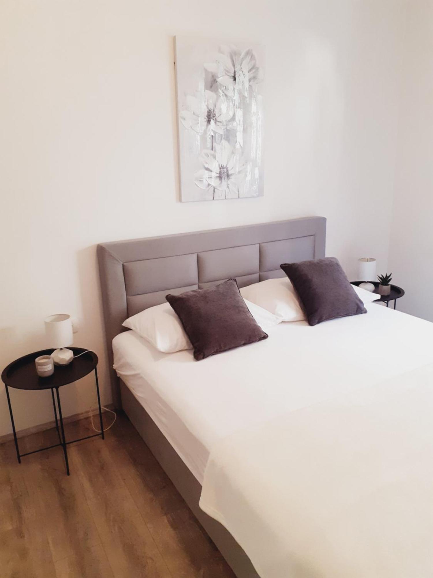 Tonka Apartments Gradac  Rom bilde