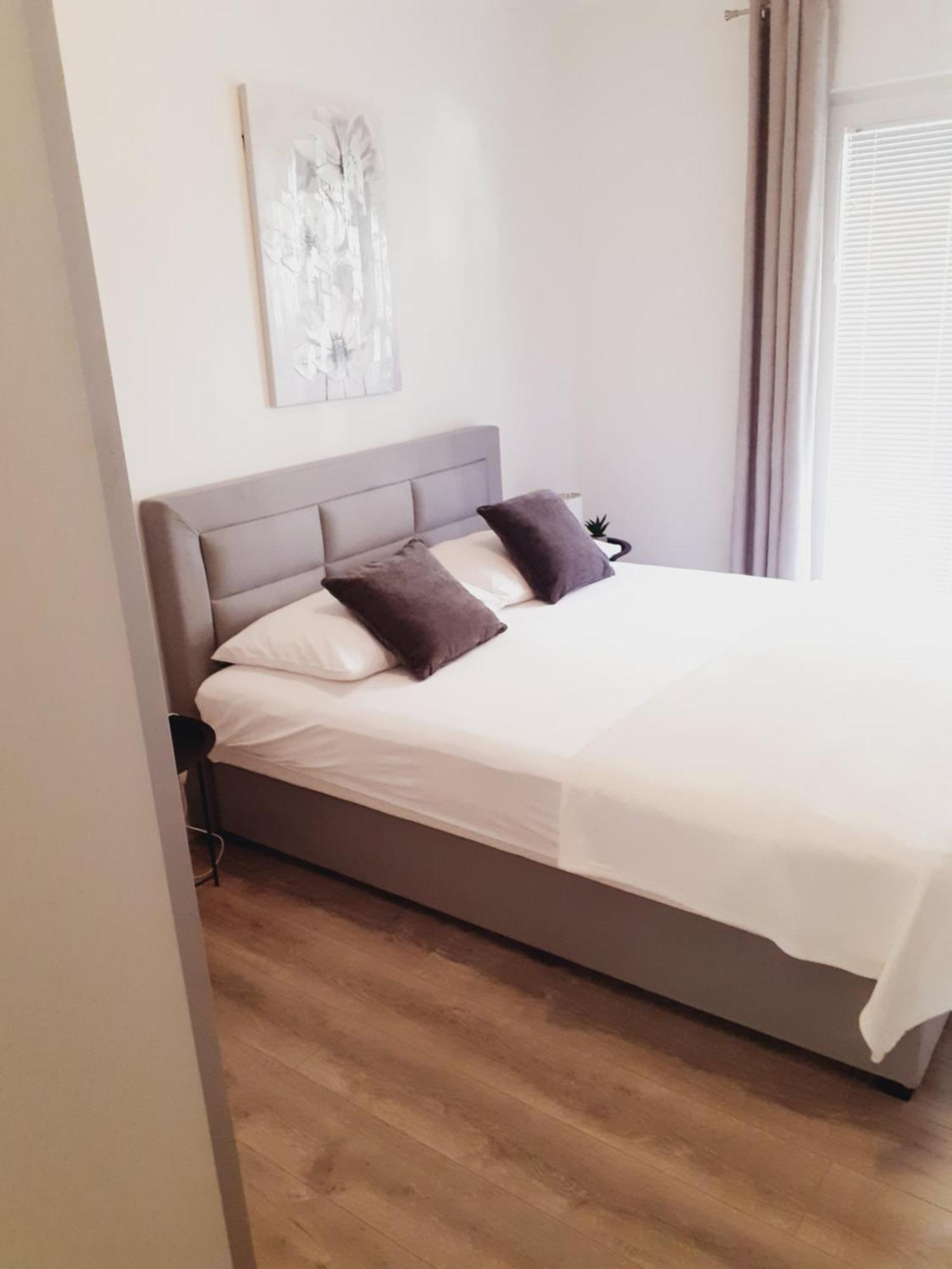 Tonka Apartments Gradac  Rom bilde